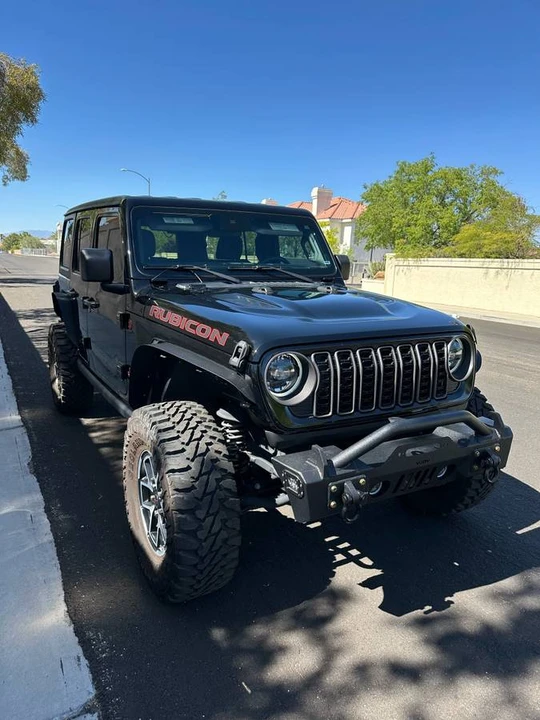 2024 Jeep JL Wrangler - Image 8 of 16