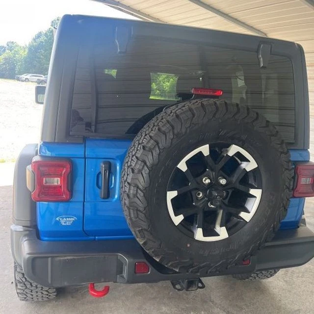 2024 Jeep JL Wrangler - Image 10 of 26