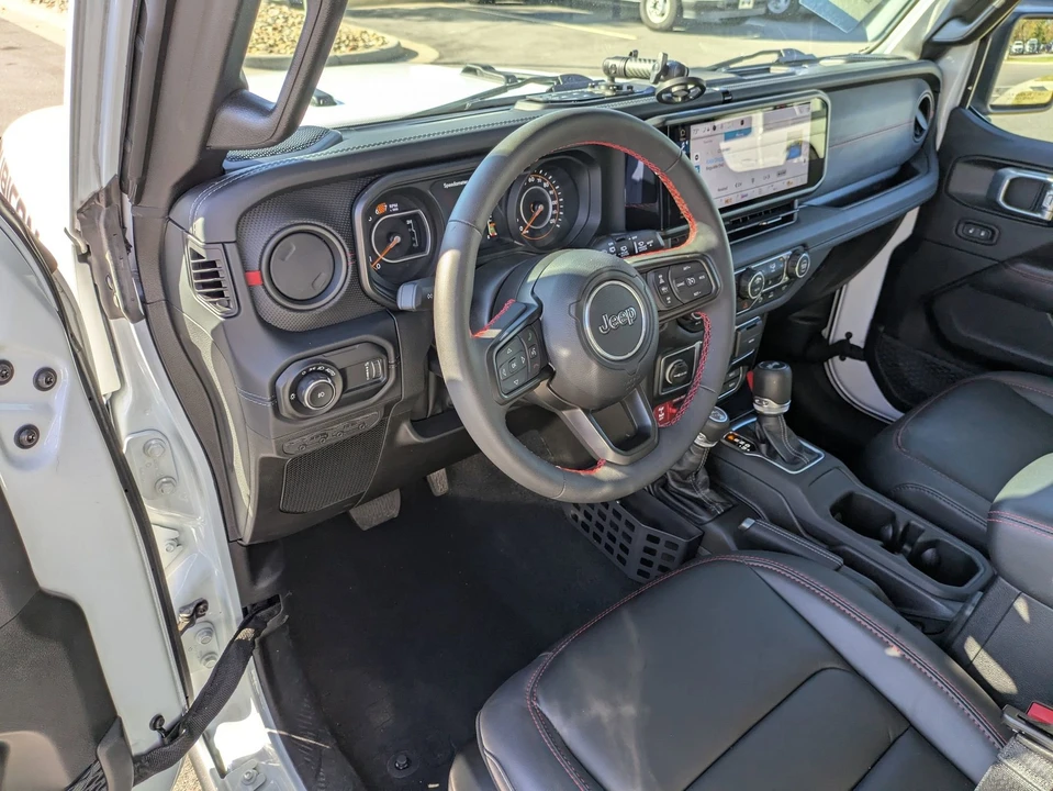 2024 Jeep JL Wrangler - Image 15 of 21