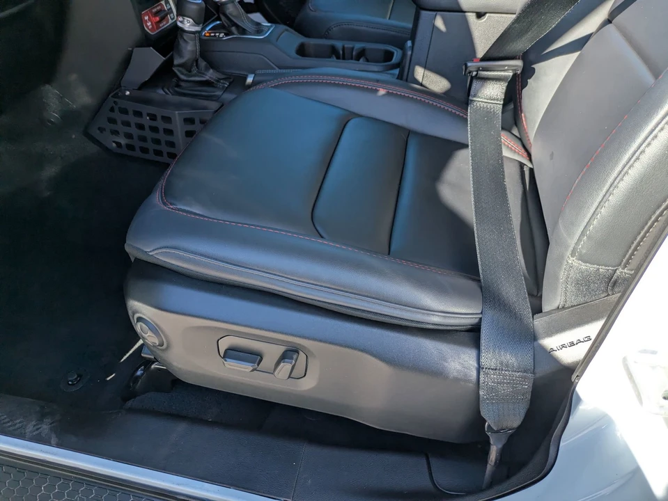 2024 Jeep JL Wrangler - Image 14 of 21