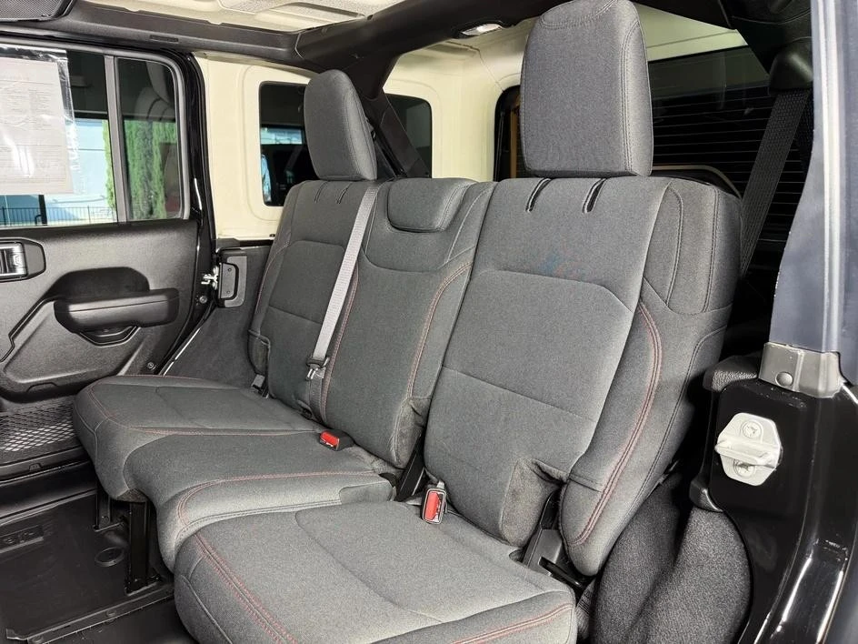 2024 Jeep JL Wrangler Rubicon 392 - Image 16 of 29