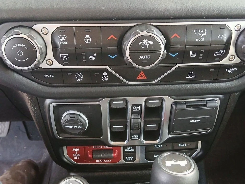 2024 Jeep JL Wrangler - Image 21 of 21