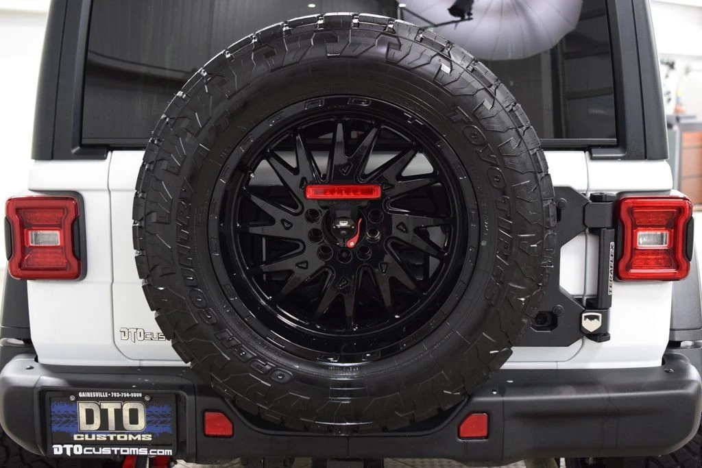2024 Jeep JL Wrangler Rubicon 392 - Image 25 of 31