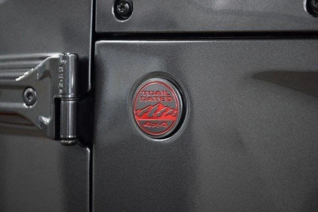 2024 Jeep JL Wrangler - Image 15 of 31