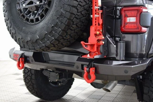 2024 Jeep JL Wrangler - Image 19 of 31