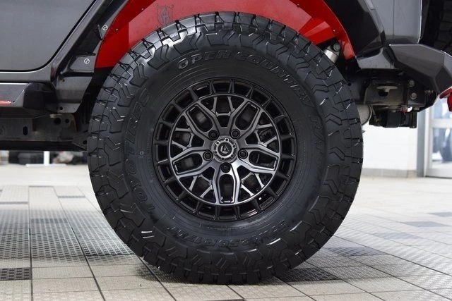 2024 Jeep JL Wrangler - Image 25 of 31