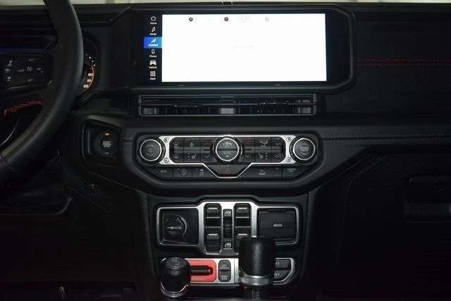 2024 Jeep JL Wrangler - Image 28 of 31