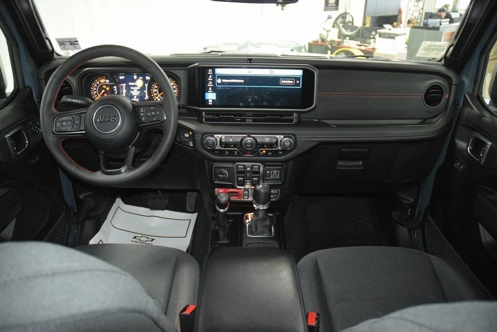 2024 Jeep JL Wrangler Rubicon 392 - Image 28 of 31