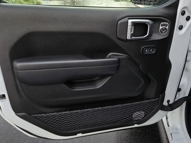 2024 Jeep JL Wrangler - Image 10 of 12