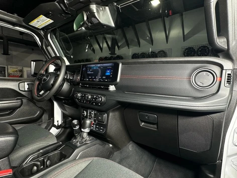 2024 Jeep JL Wrangler Rubicon 392 - Image 27 of 31