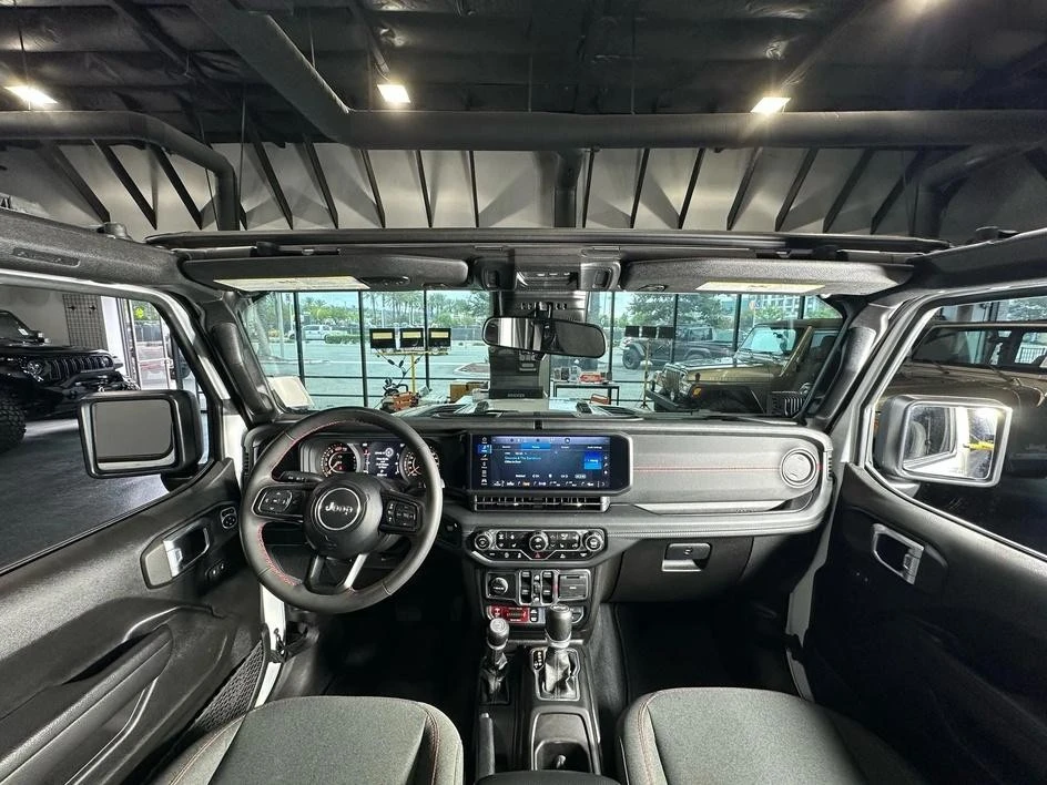 2024 Jeep JL Wrangler Rubicon 392 - Image 28 of 31