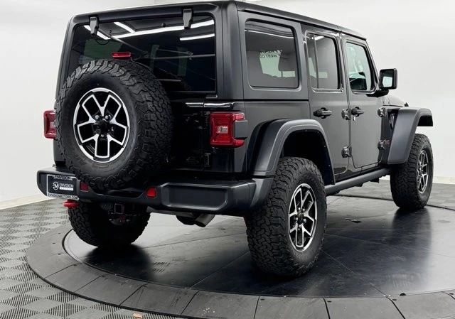 2024 Jeep JL Wrangler Rubicon 392 - Image 10 of 31