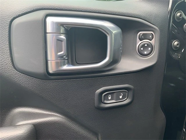 2024 Jeep JL Wrangler - Image 17 of 21