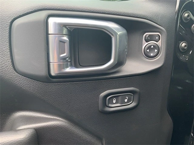 2024 Jeep JL Wrangler - Image 17 of 21