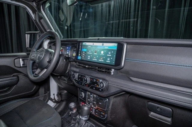 2024 Jeep JL Wrangler - Image 15 of 21
