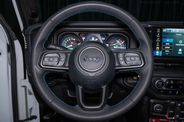 2024 Jeep JL Wrangler - Image 19 of 21