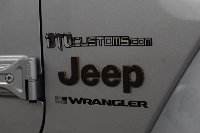 2024 Jeep JL Wrangler Rubicon 392 - Image 18 of 31