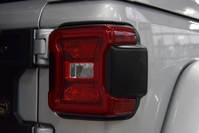 2024 Jeep JL Wrangler Rubicon 392 - Image 21 of 31