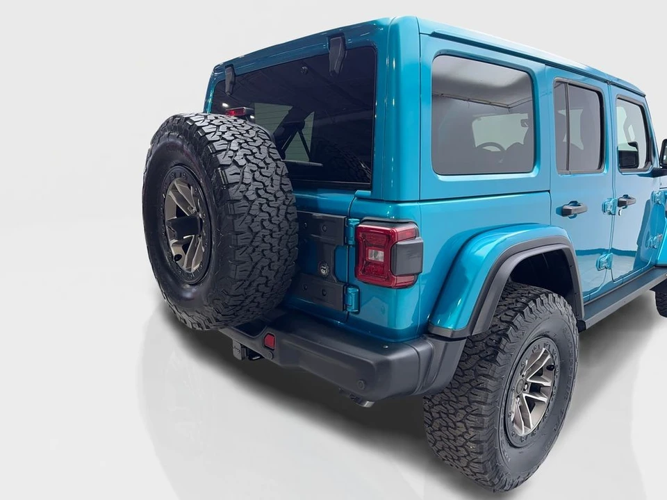 2024 Jeep JL Wrangler - Image 18 of 21