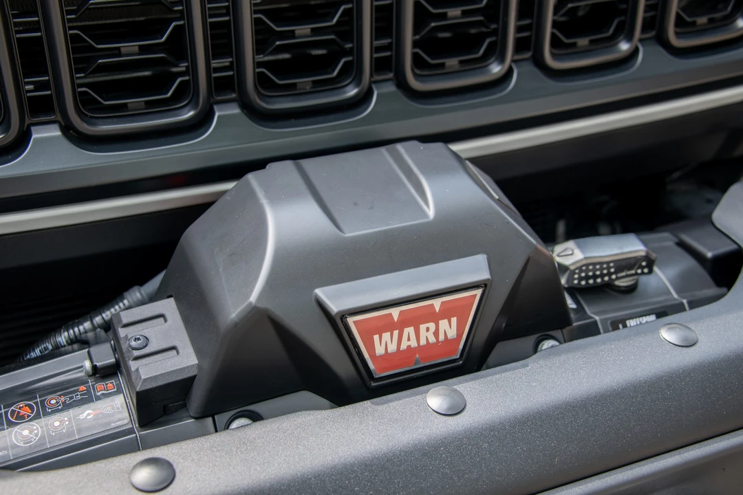 2024 Jeep JL Wrangler - Image 23 of 31