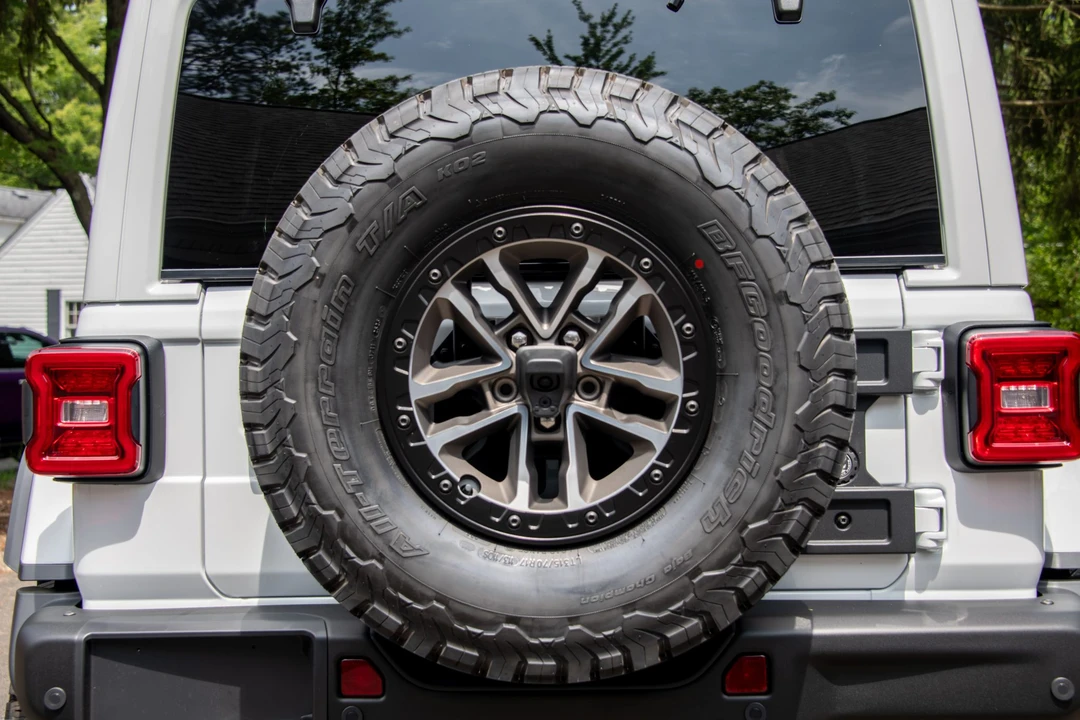 2024 Jeep JL Wrangler - Image 22 of 31