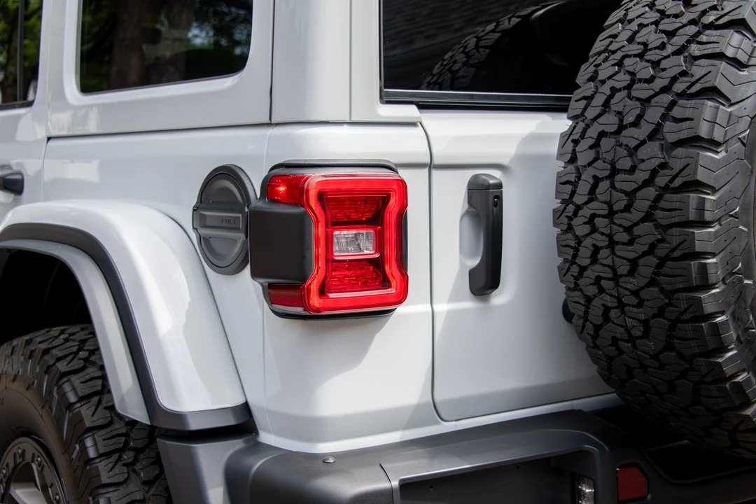 2024 Jeep JL Wrangler - Image 12 of 31