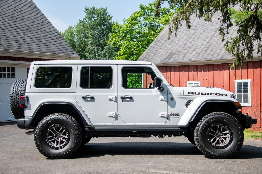 2024 Jeep JL Wrangler - Image 4 of 31