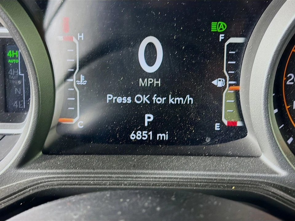 2024 Jeep JL Wrangler - Image 15 of 21