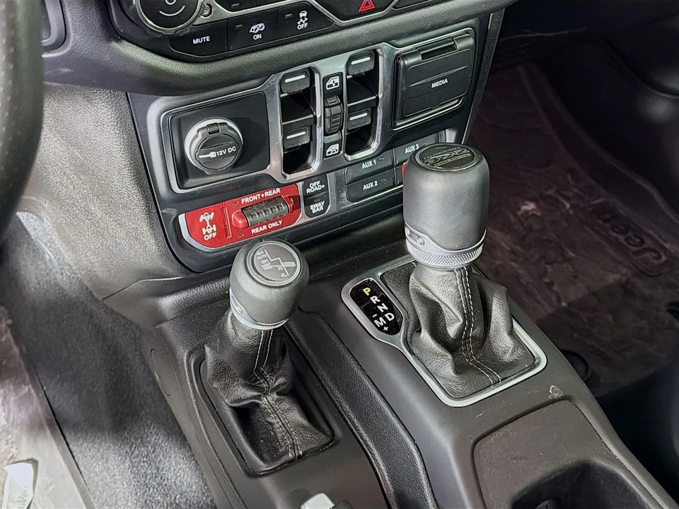 2024 Jeep JL Wrangler - Image 21 of 21