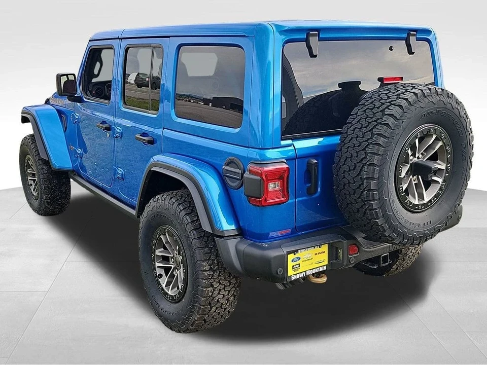 2024 Jeep JL Wrangler - Image 15 of 21