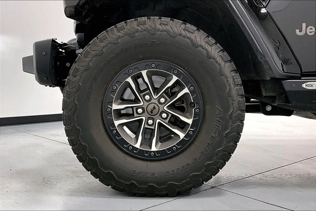 2024 Jeep JL Wrangler - Image 11 of 31
