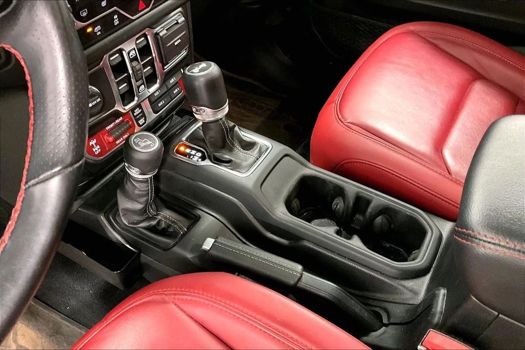 2024 Jeep JL Wrangler - Image 16 of 31