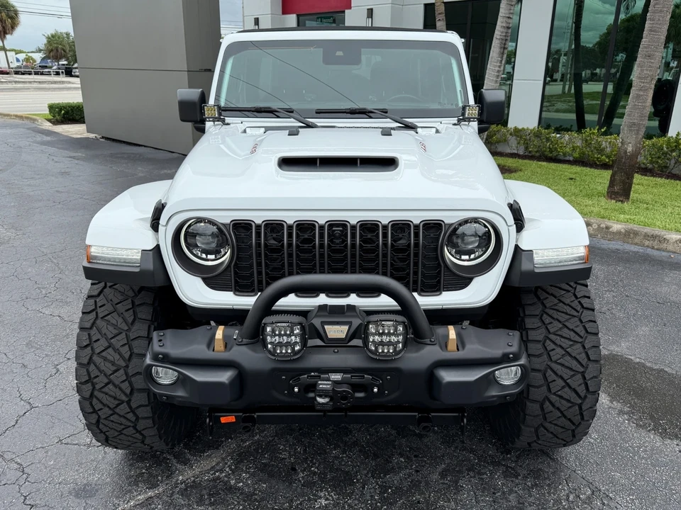 2024 Jeep JL Wrangler - Image 15 of 21