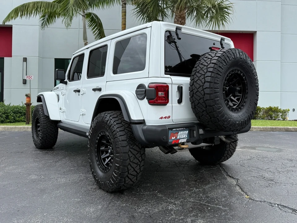 2024 Jeep JL Wrangler - Image 10 of 21