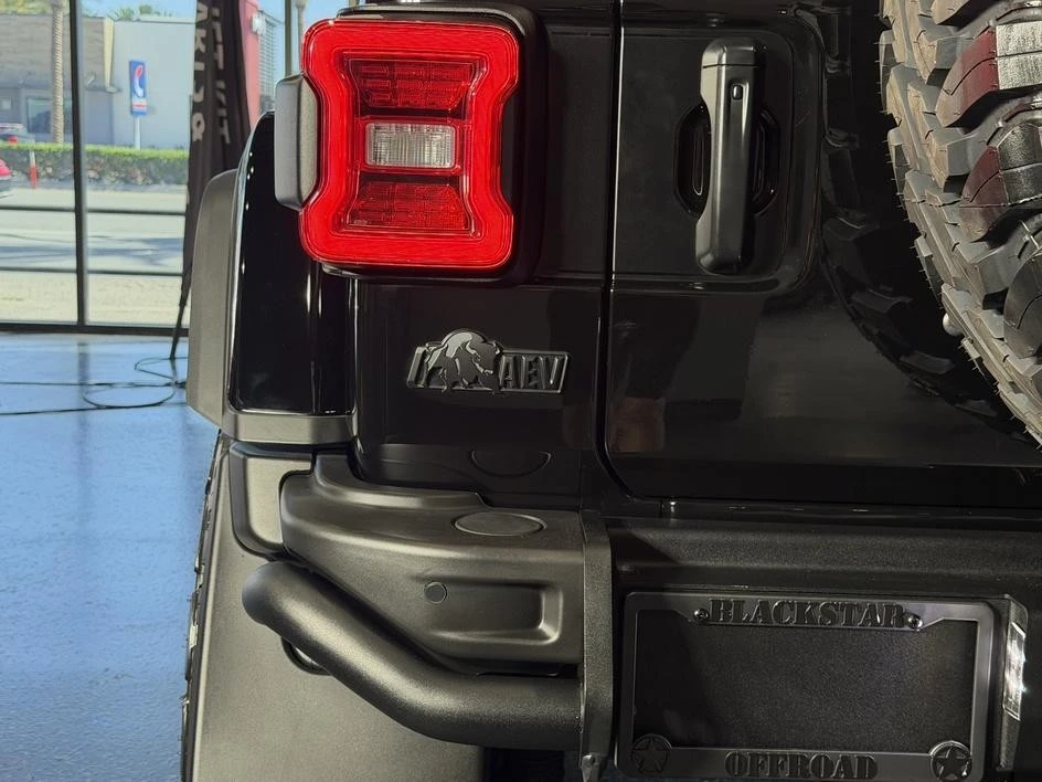 2024 Jeep JL Wrangler Rubicon 392 - Image 19 of 31