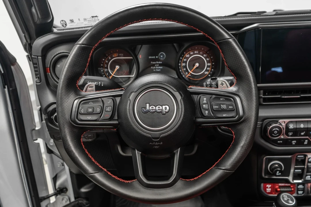 2024 Jeep JL Wrangler - Image 15 of 21