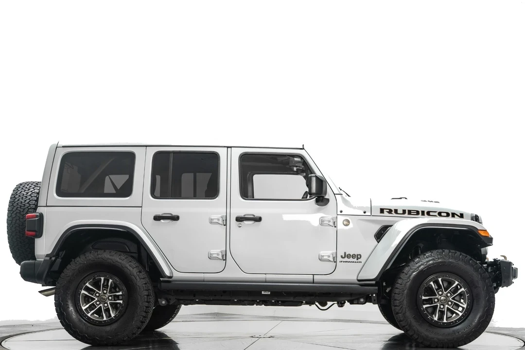 2024 Jeep JL Wrangler - Image 2 of 21