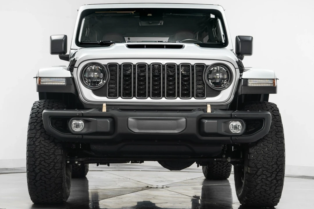 2024 Jeep JL Wrangler - Image 4 of 21
