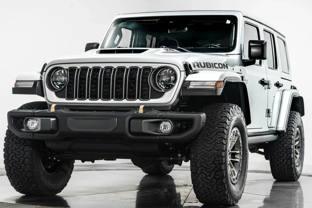 2024 Jeep JL Wrangler - Image 5 of 21
