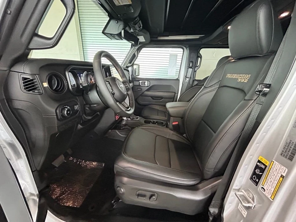2024 Jeep JL Wrangler - Image 6 of 21