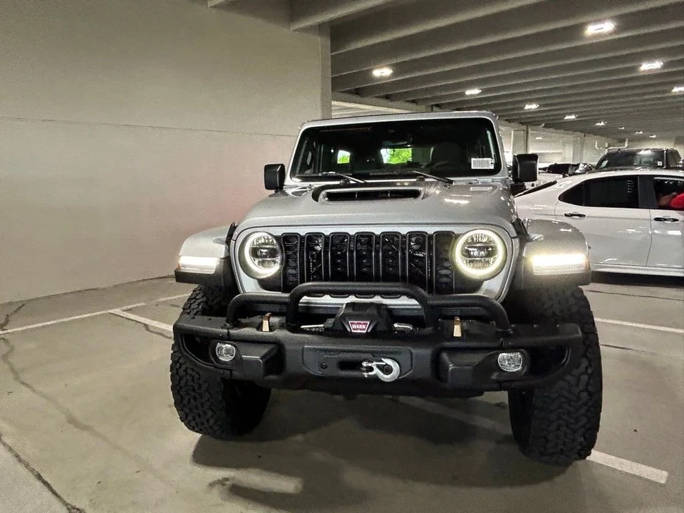 2024 Jeep JL Wrangler - Image 5 of 21