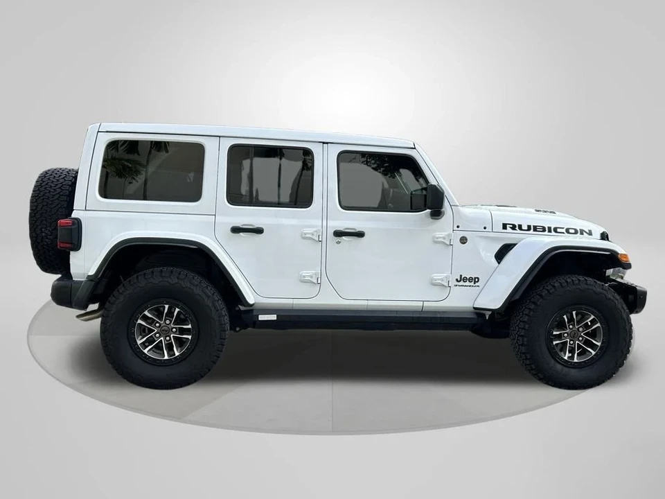 2024 Jeep JL Wrangler - Image 8 of 12