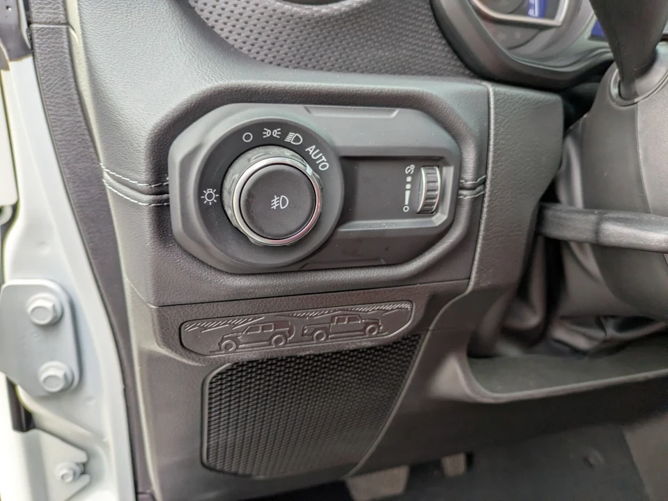 2024 Jeep JL Wrangler - Image 18 of 21