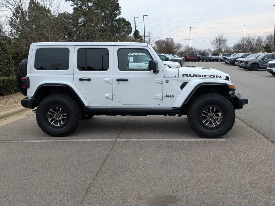 2024 Jeep JL Wrangler - Image 3 of 21