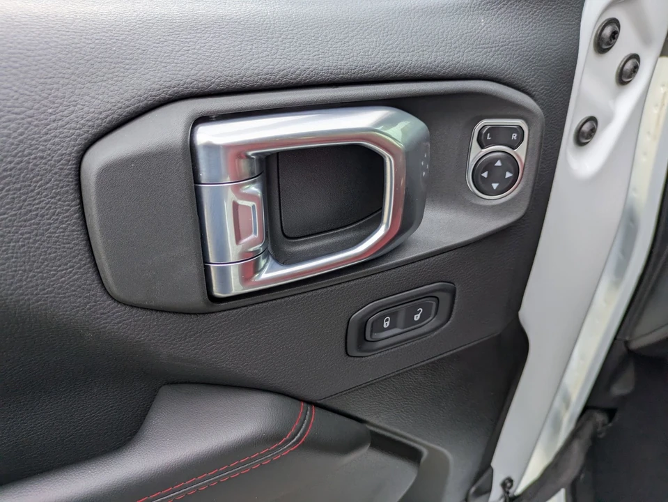 2024 Jeep JL Wrangler - Image 17 of 21