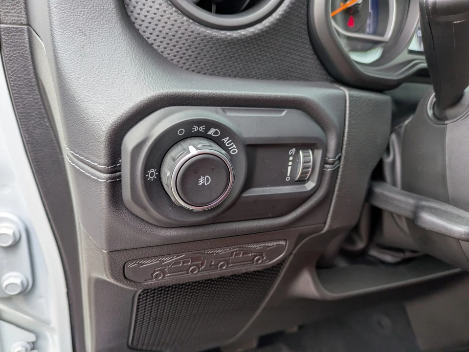 2024 Jeep JL Wrangler - Image 18 of 21