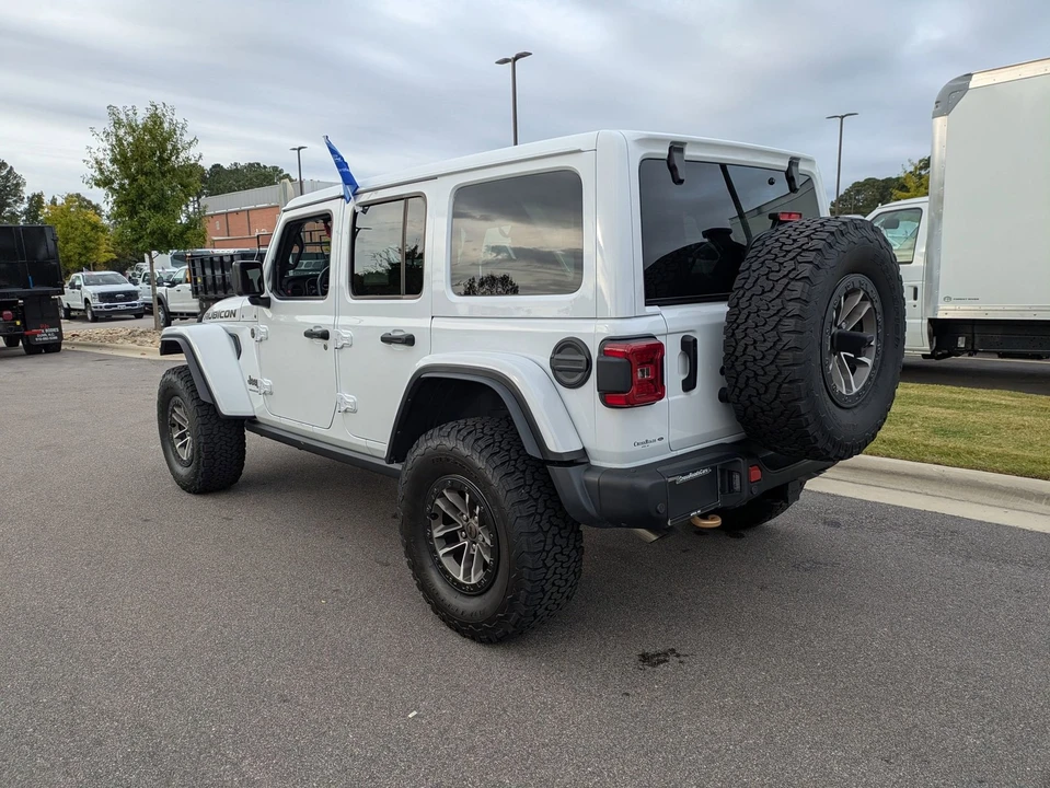 2024 Jeep JL Wrangler - Image 6 of 21