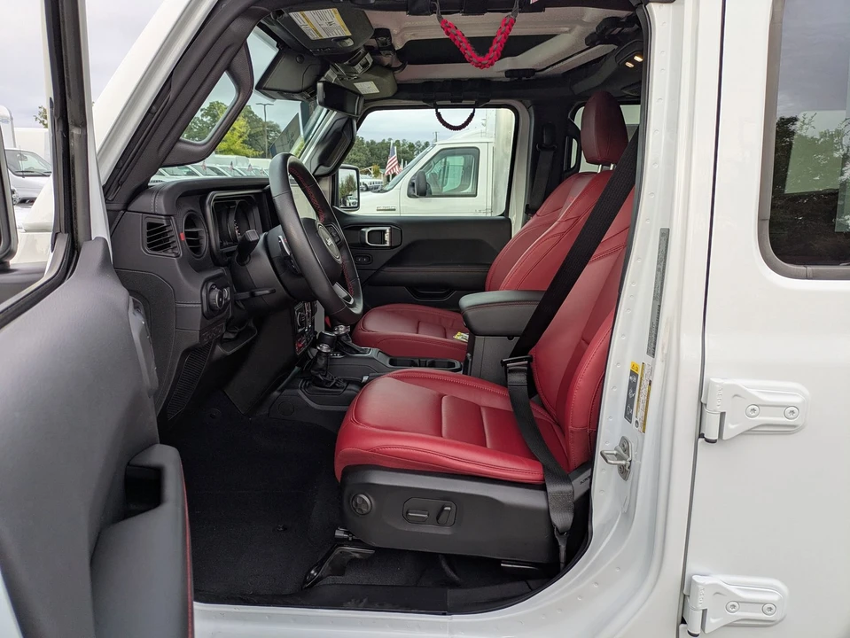 2024 Jeep JL Wrangler - Image 13 of 21