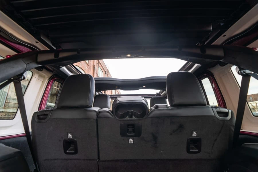 2024 Jeep JL Wrangler - Image 21 of 26