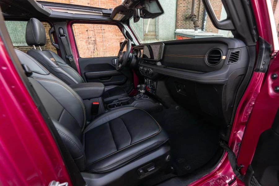 2024 Jeep JL Wrangler - Image 17 of 26